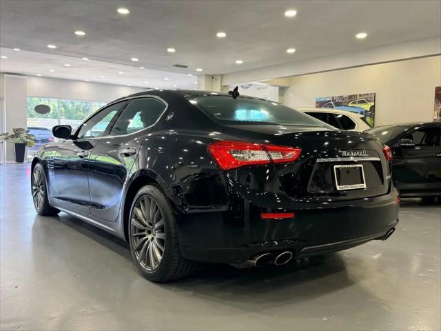 2017 Maserati Ghibli Standard