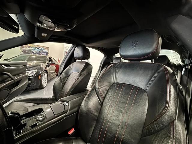 2017 Maserati Ghibli Standard