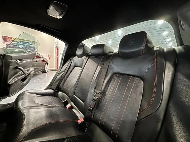 2017 Maserati Ghibli Standard
