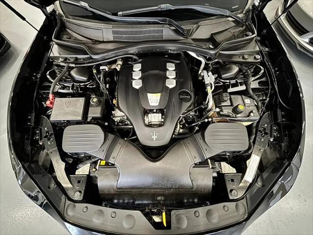 2017 Maserati Ghibli Standard