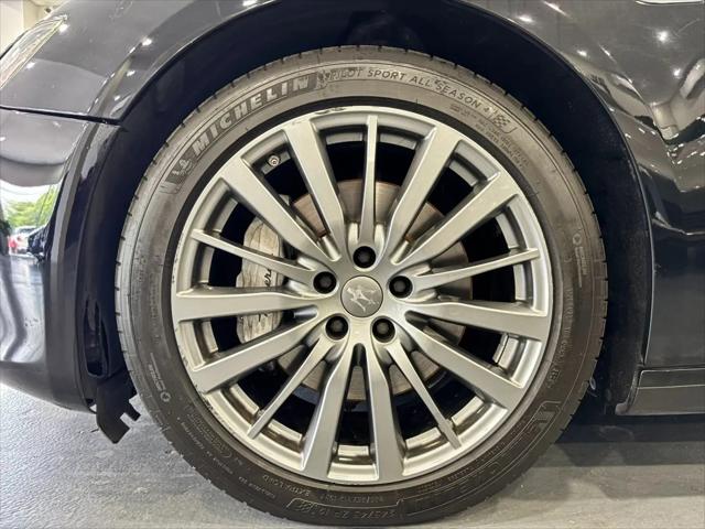 2017 Maserati Ghibli Standard