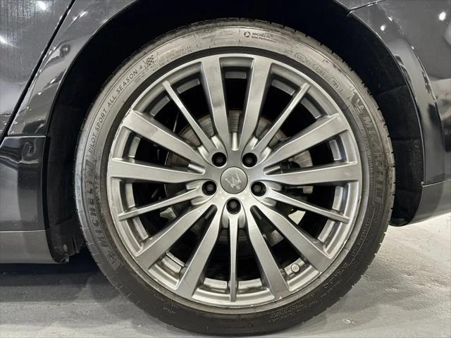 2017 Maserati Ghibli Standard