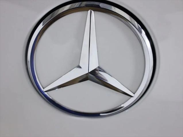 2026 Mercedes-Benz E-CLASS E 300 CLE 300