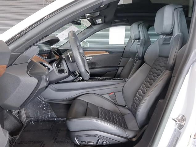 2023 Audi e-tron GT Premium Plus quattro