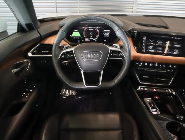 2023 Audi e-tron GT Premium Plus quattro