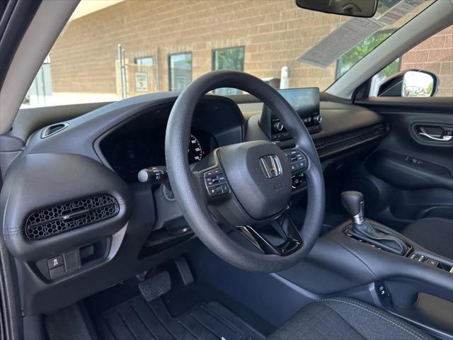2025 Honda HR-V AWD LX