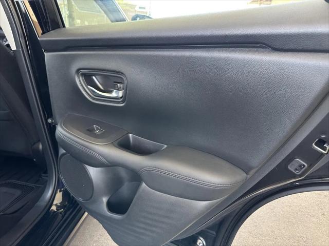 2025 Honda HR-V AWD LX