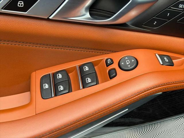 2025 BMW X5 M60i