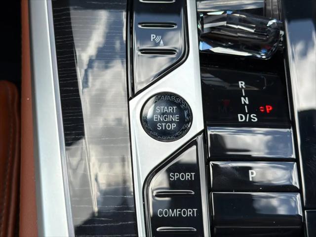 2025 BMW X5 M60i