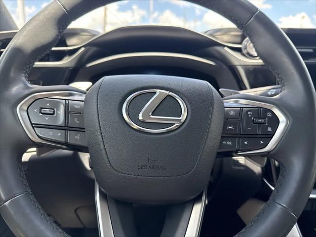 2023 Lexus RZ 450e Luxury