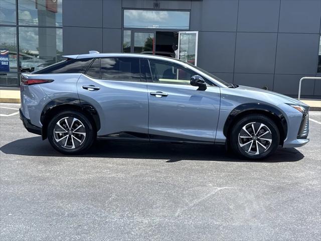 2023 Lexus RZ 450e Luxury
