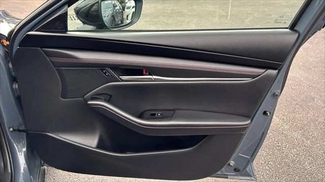 2024 Mazda Mazda3 2.5 S Carbon Edition