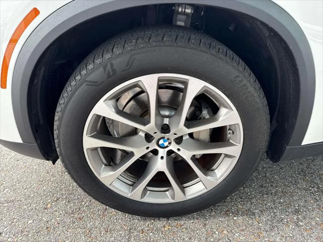 2023 BMW X5 sDrive40i