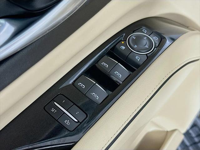 2022 Cadillac Escalade 4WD Premium Luxury