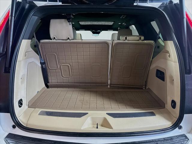 2022 Cadillac Escalade 4WD Premium Luxury