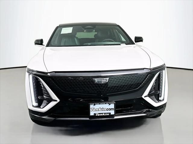 2025 Cadillac iQ Sport 1 RWD