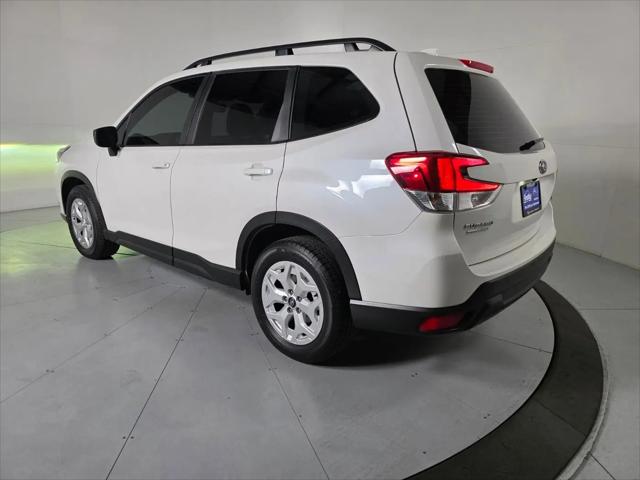 2023 Subaru Forester Base