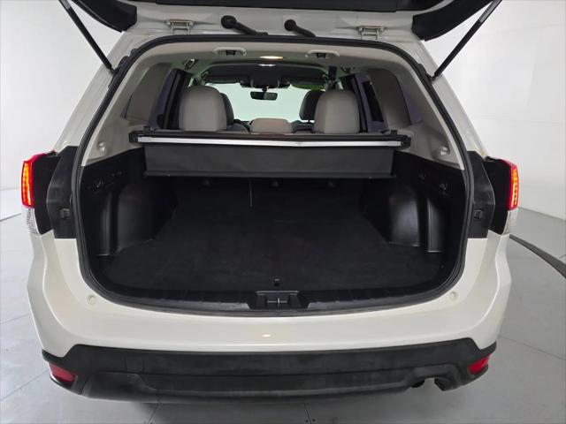 2023 Subaru Forester Base