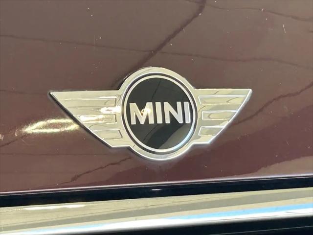 2017 MINI Cooper Clubman Cooper