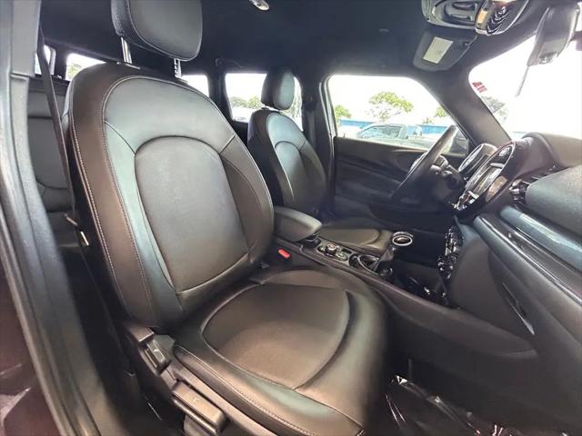 2017 MINI Cooper Clubman Cooper