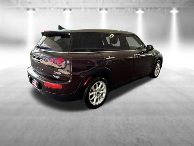 2017 MINI Cooper Clubman Cooper
