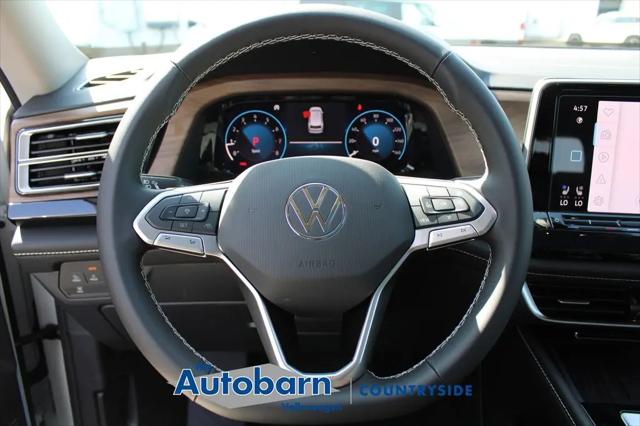 2026 Volkswagen Atlas SE with Technology
