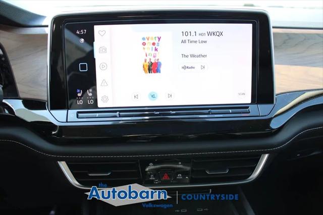 2026 Volkswagen Atlas SE with Technology