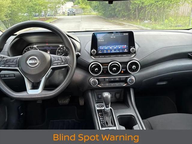 2024 Nissan Sentra SV Xtronic CVT