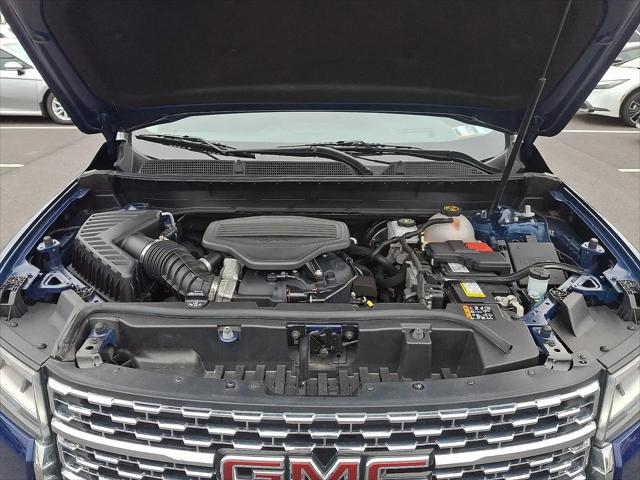 2023 GMC Acadia AWD Denali