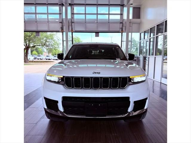 2023 Jeep Grand Cherokee L Laredo 4x2