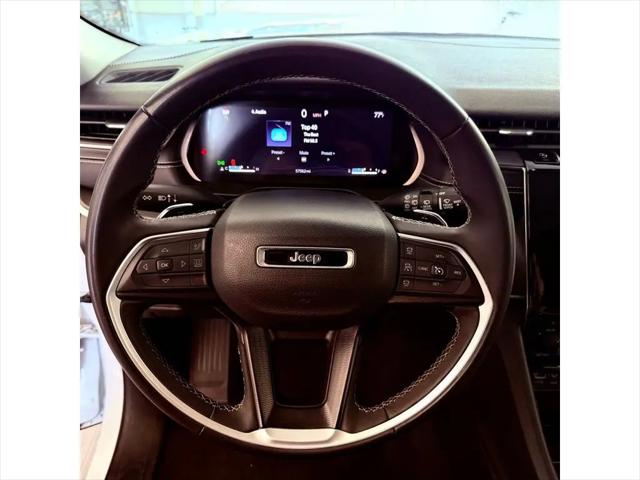 2023 Jeep Grand Cherokee L Laredo 4x2