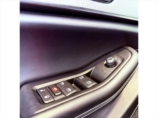 2023 Jeep Grand Cherokee L Laredo 4x2