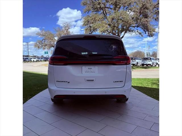2025 Chrysler Pacifica Limited