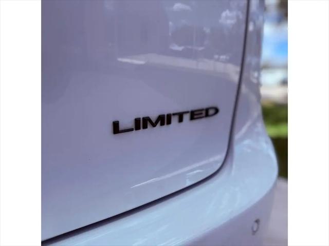 2025 Chrysler Pacifica Limited