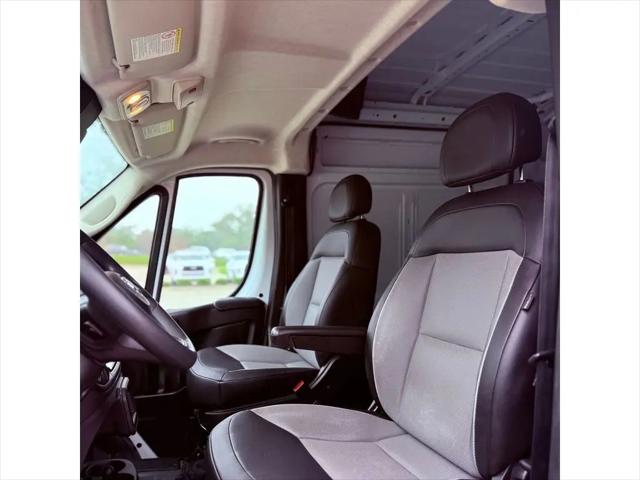 2025 Ram ProMaster 2500 Cargo Van Tradesman High Roof 159" WB w/Pass Seat