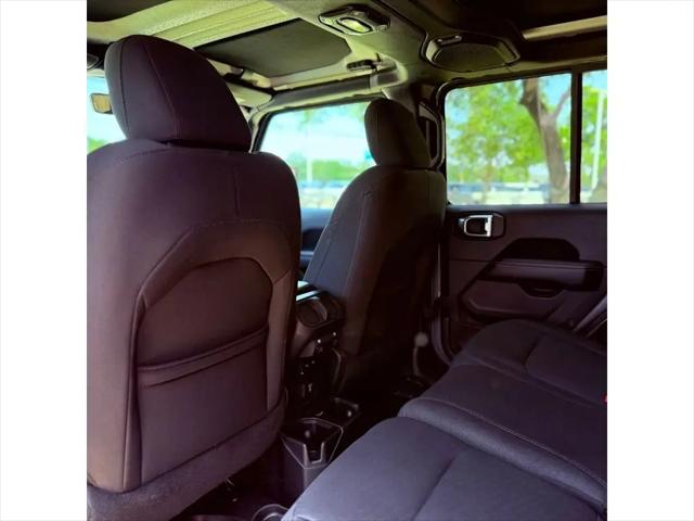 2018 Jeep Wrangler Unlimited Sahara 4x4