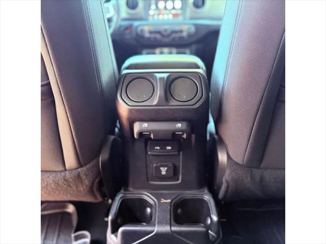 2018 Jeep Wrangler Unlimited Sahara 4x4