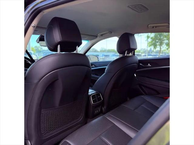 2025 Genesis G70 2.5T RWD