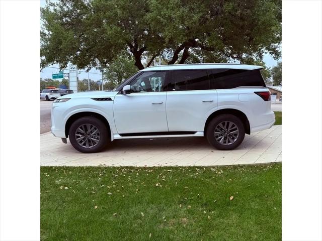 2026 INFINITI QX80 PURE