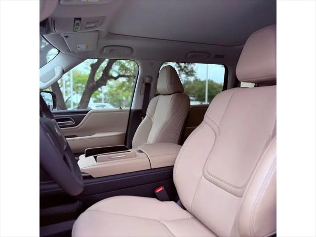 2026 INFINITI QX80 PURE