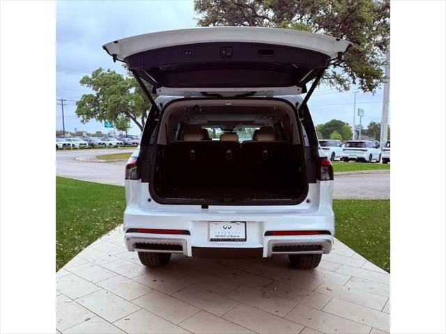 2026 INFINITI QX80 PURE