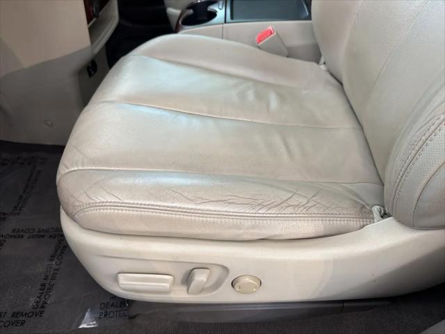 2011 Toyota Sienna XLE V6