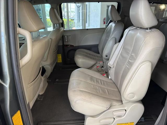 2011 Toyota Sienna XLE V6