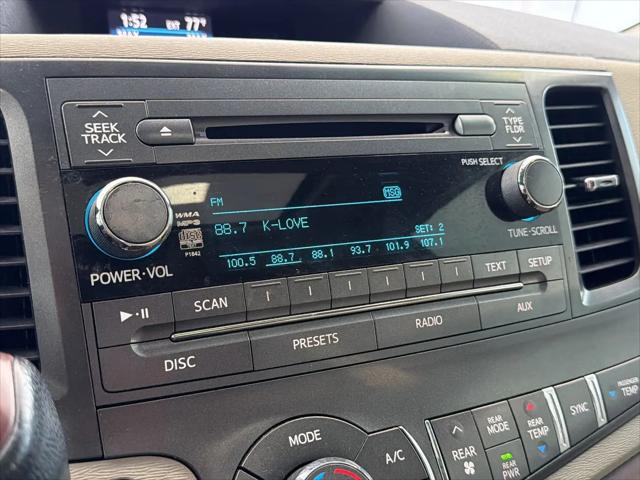 2011 Toyota Sienna XLE V6