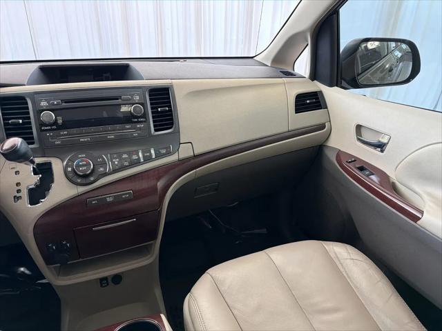 2011 Toyota Sienna XLE V6