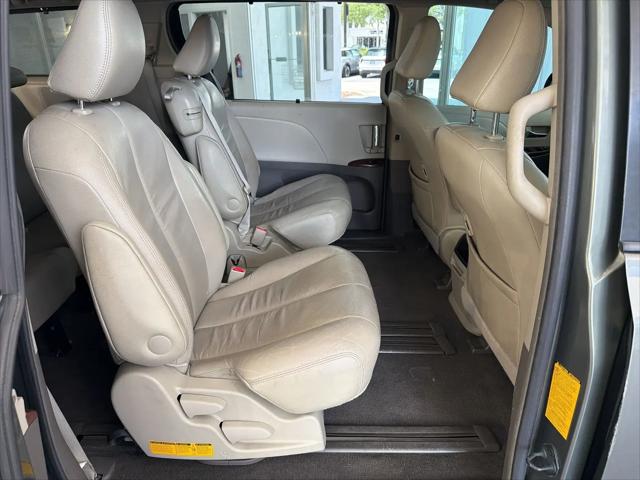 2011 Toyota Sienna XLE V6