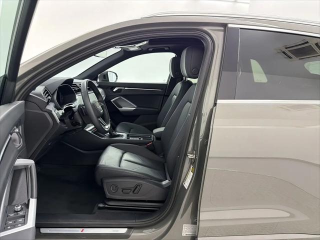 2025 Audi Q3 Premium 45 TFSI S line quattro Tiptronic