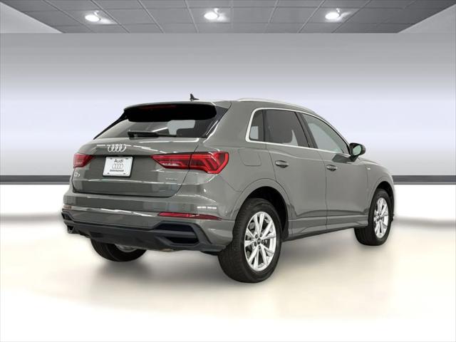 2025 Audi Q3 Premium 45 TFSI S line quattro Tiptronic
