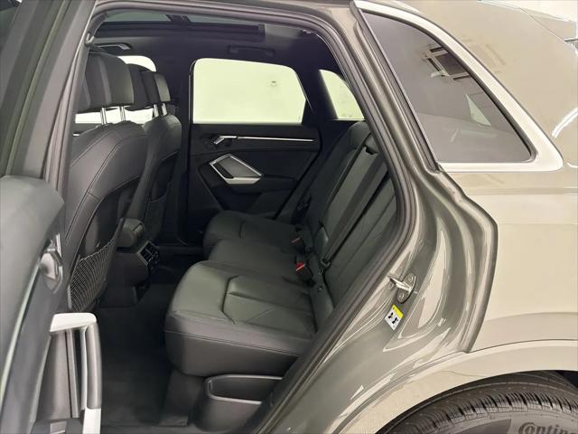 2025 Audi Q3 Premium 45 TFSI S line quattro Tiptronic