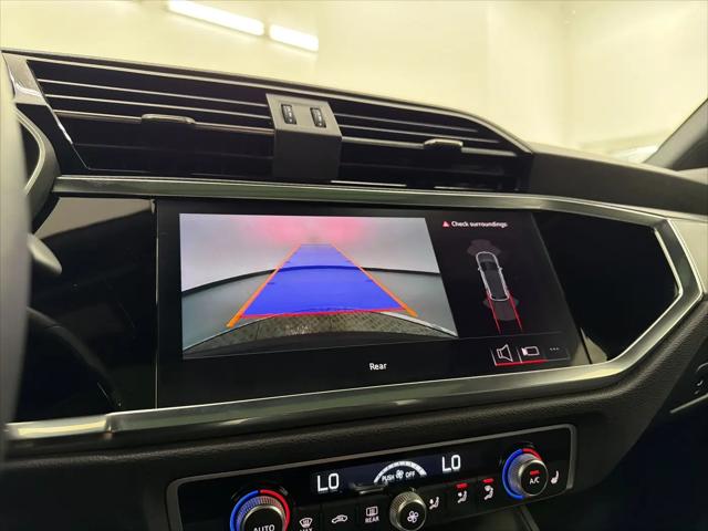 2025 Audi Q3 Premium 45 TFSI S line quattro Tiptronic